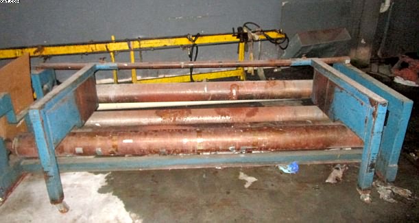 Cradle Unwind, 120" wide.